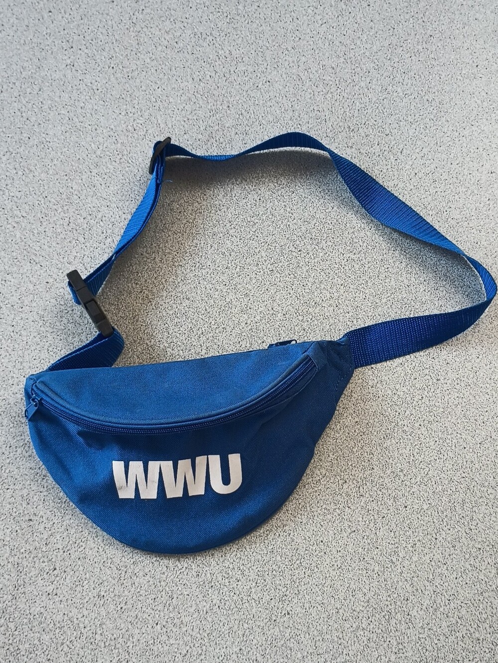 WWU Western Washington University Blue Fanny Pack Waist Bag Belt Bag